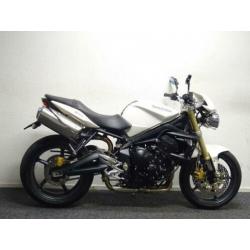 Hele mooie Triumph STREET TRIPLE 675 (bj 2008)