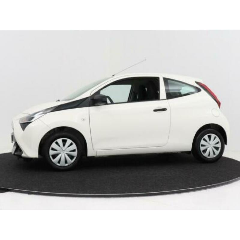 Toyota Aygo 1.0 VVT-i x Fabrieks Garantie 12-2021 |