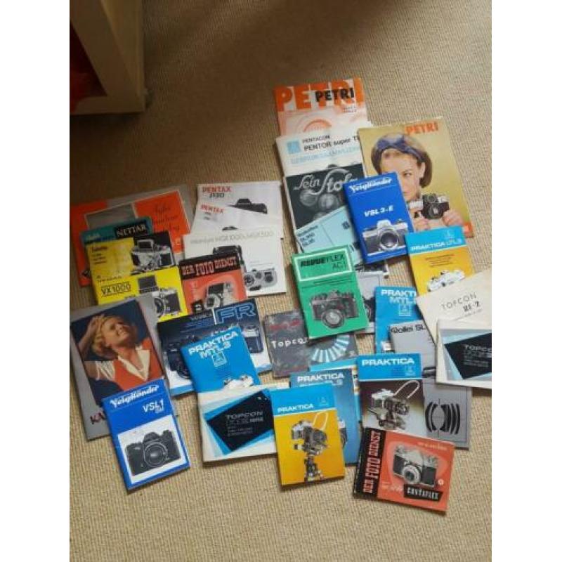 Diverse folders van camera's: CANON, EXACTA, OLYMPUS, KODAK