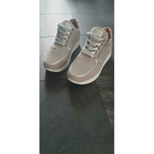 Sneakers maat 38 northstar