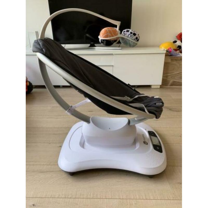 MamaRoo4 Moms