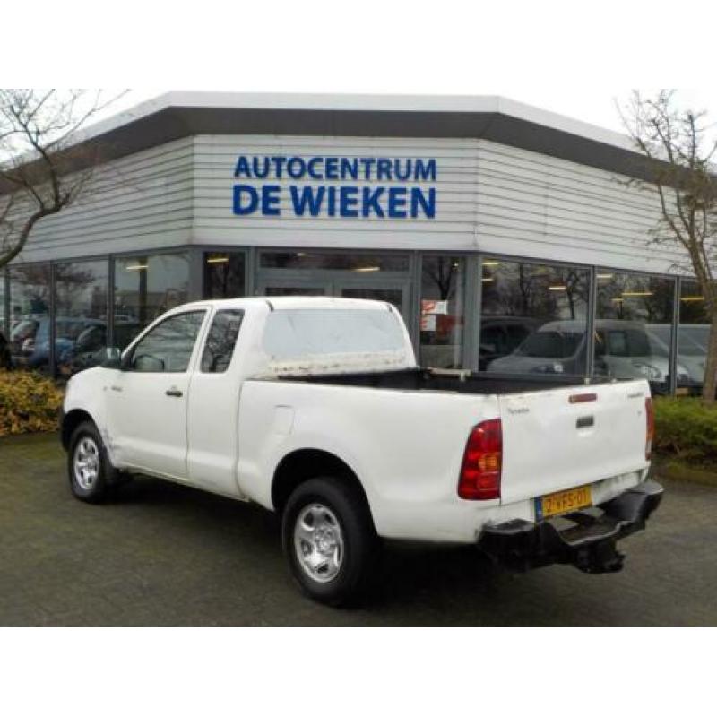 Toyota HILUX XC 2.5 D-4D 4WD 116.437KM