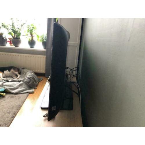 samsung tv 40" Full HD LCD