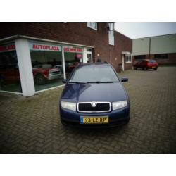 Skoda Fabia Combi 1.4-16V Comfort (bj 2003)