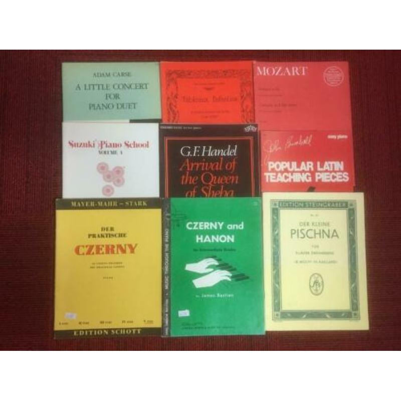 Piano Bladmuziek 31 boeken boeken nette staat