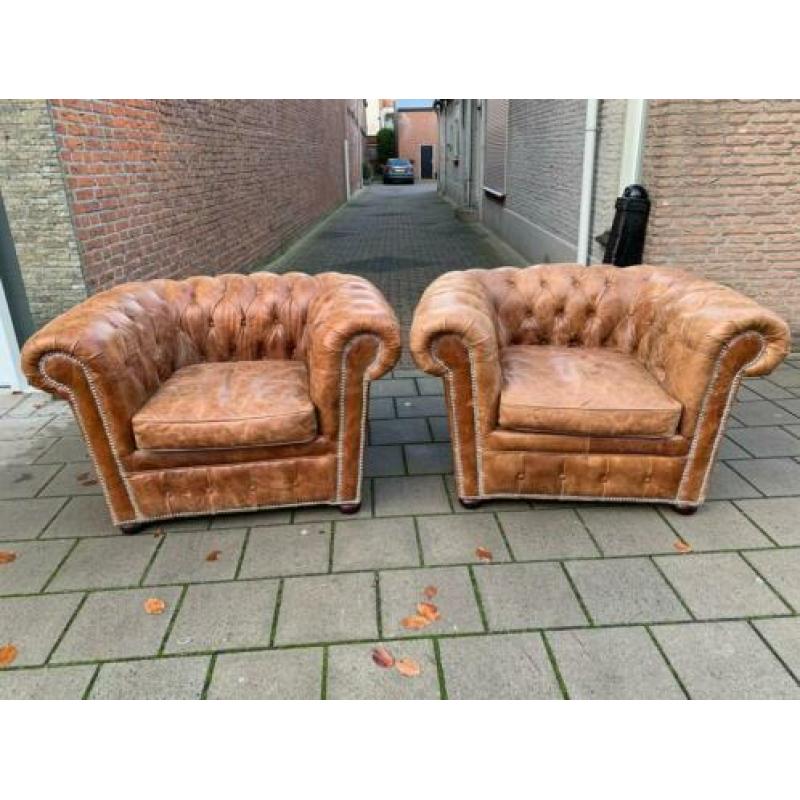 Twee Chesterfield fauteuils vintage cognac GRATIS BEZORGD!