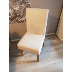 2 Leuke eettafel stoelen