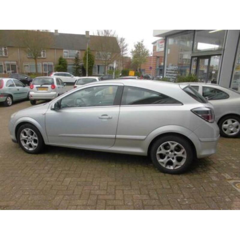 Opel Astra GTC 1.7 CDTi Cosmo (bj 2005)