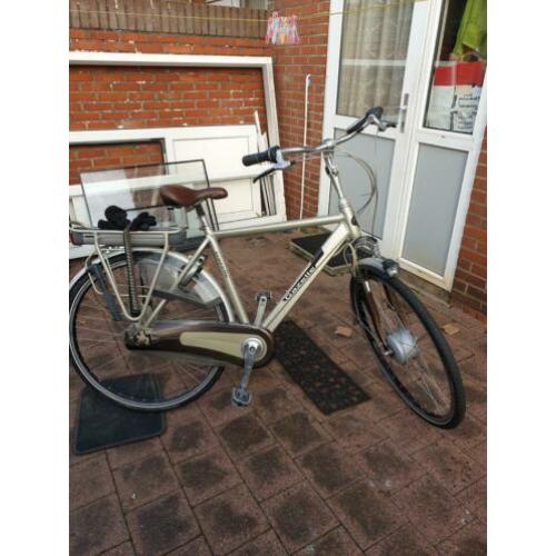 Sterk gazelle elektrische fiets met gouden accu
