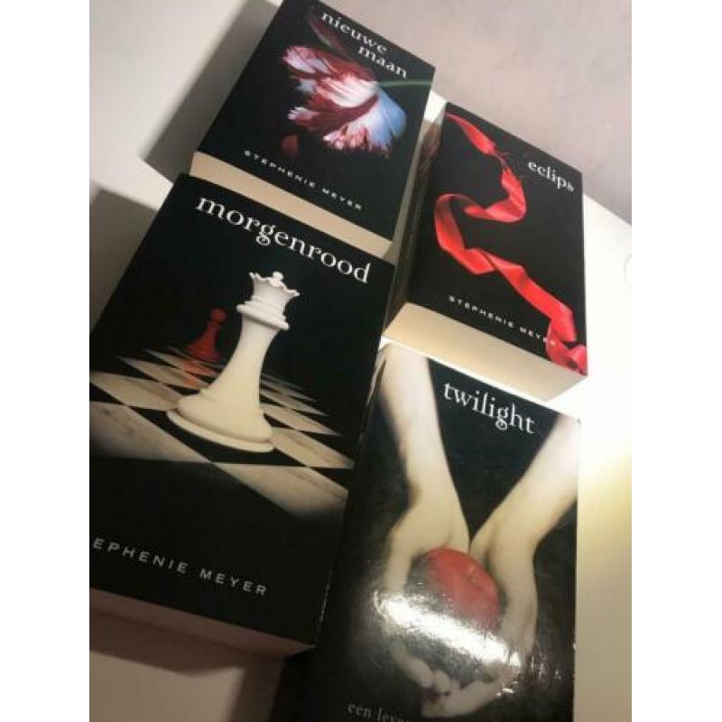 Twilight boeken in box. In prima staat