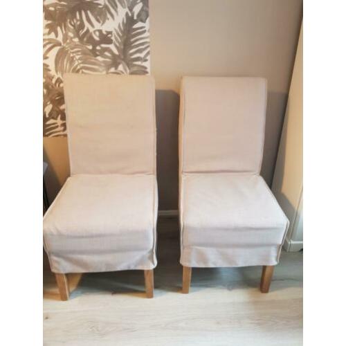 2 Leuke eettafel stoelen