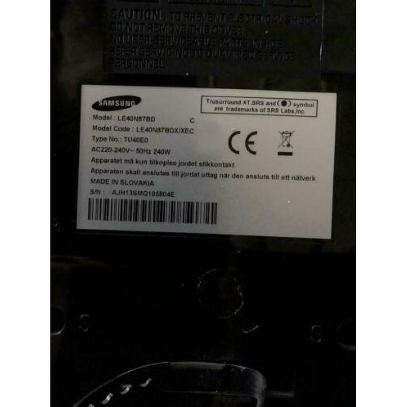 samsung tv 40" Full HD LCD