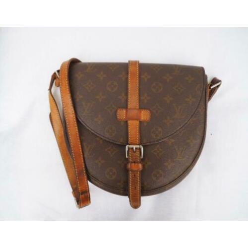 Vintage Louis Vuitton Chantilly crossbody bag