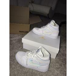 Air Jordan 1 Mid reflective 37,5