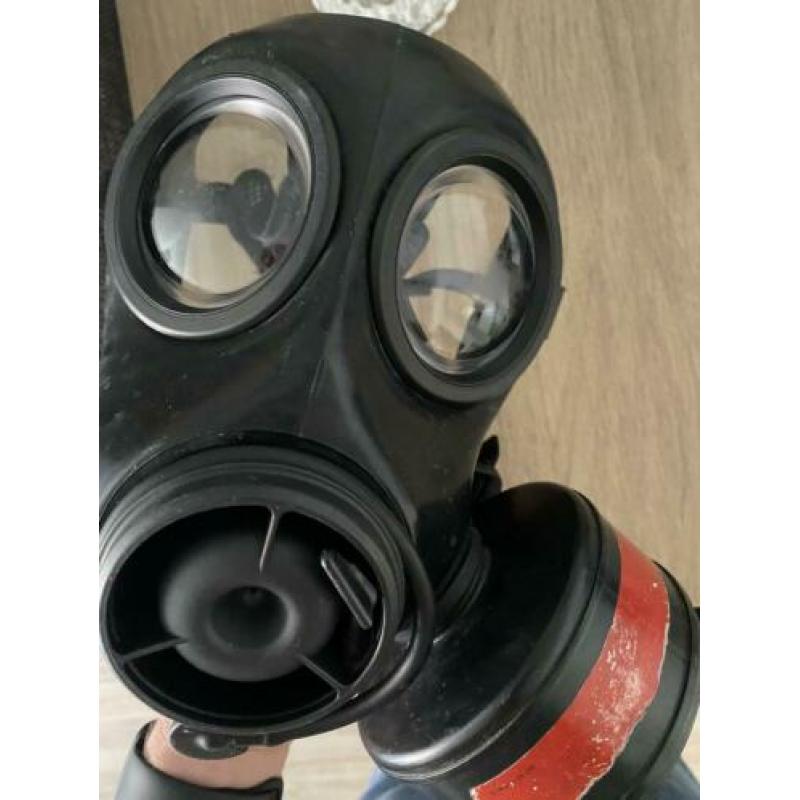 Gasmasker zgan izgs avon fm 12