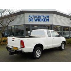 Toyota HILUX XC 2.5 D-4D 4WD 116.437KM