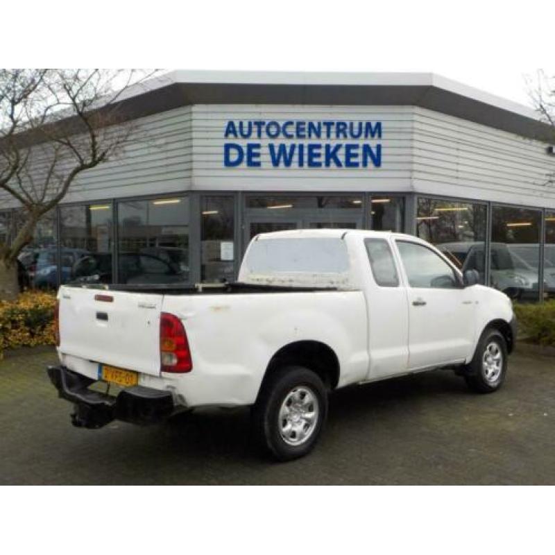 Toyota HILUX XC 2.5 D-4D 4WD 116.437KM