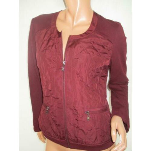 BETTY BARCLAY ! Bourdeaux vest mt 40.
