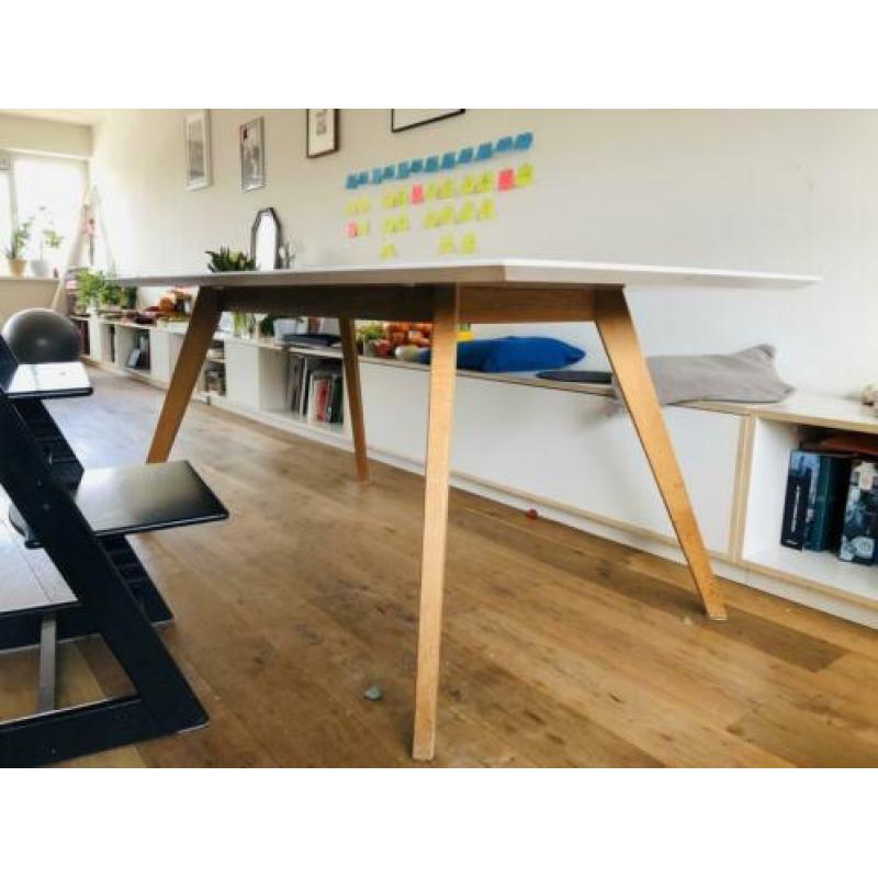 Scandinavische design tafel