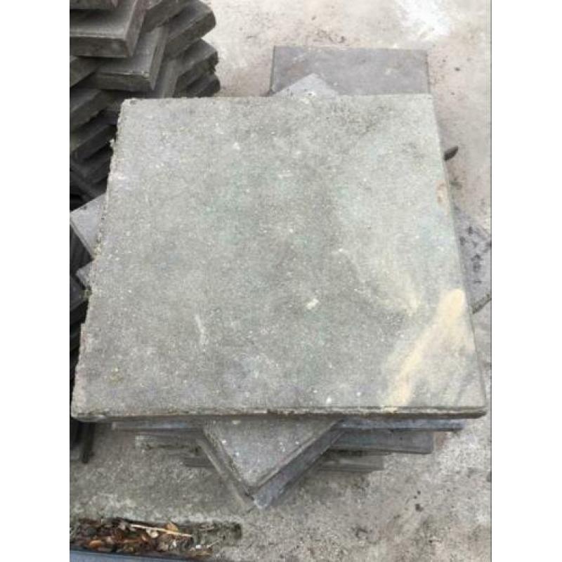 Stoeptegel 50x50 75stuks 0,50cent per stuk