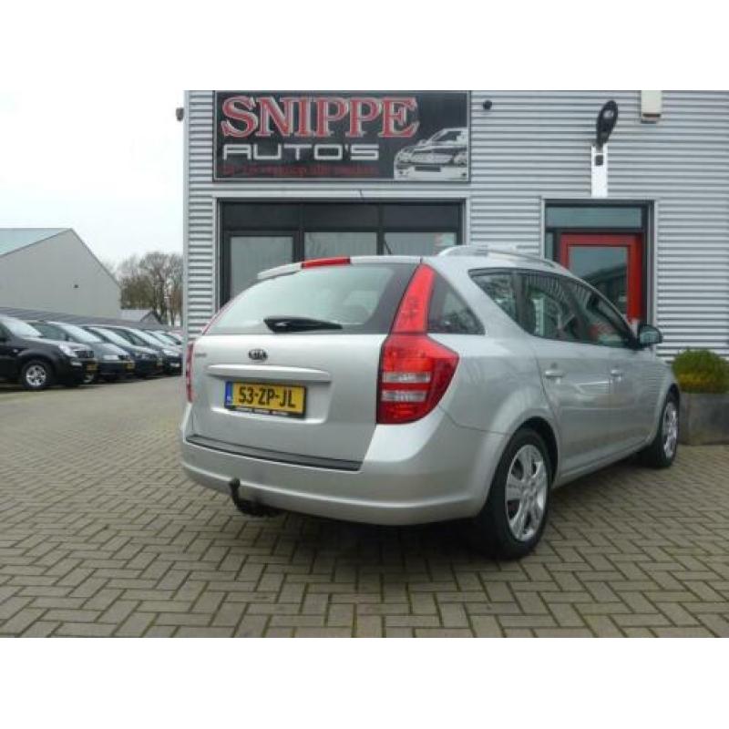 Kia Cee'd Sporty Wagon -CLIMA-DEALER ONDERHOUDEN-RADIO/USB/A