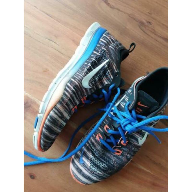 Zgan nike free running sneakers maat 38