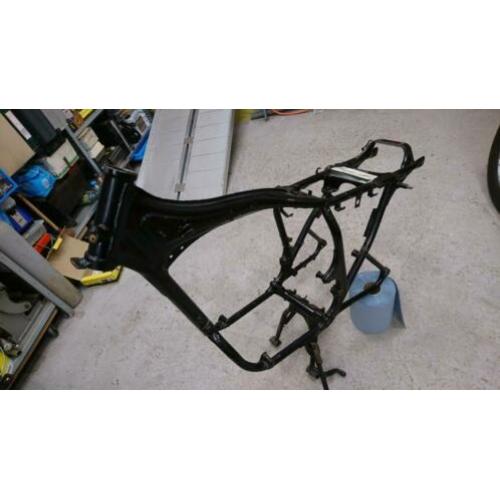 Honda cb400f frame