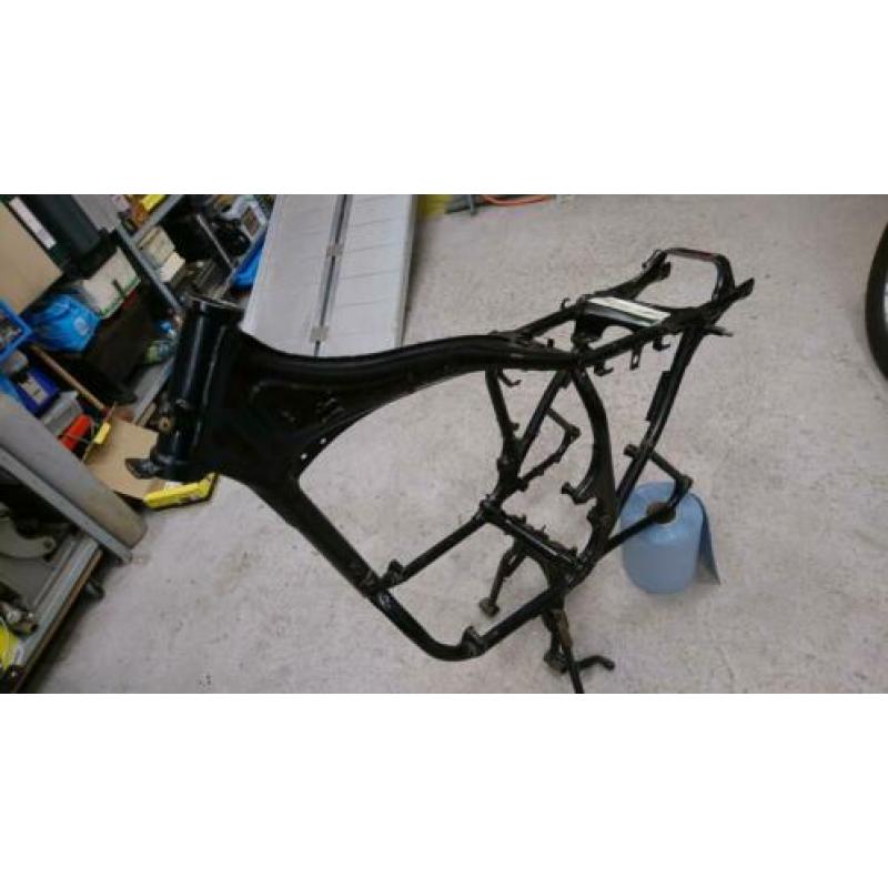 Honda cb400f frame