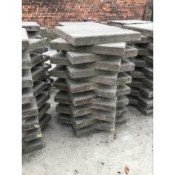 Stoeptegel 50x50 75stuks 0,50cent per stuk