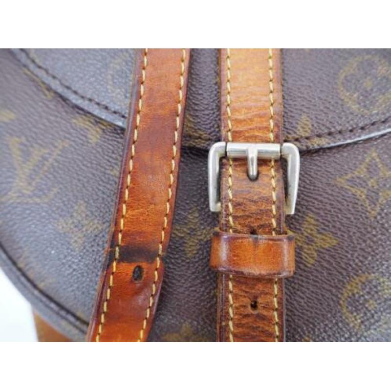 Vintage Louis Vuitton Chantilly crossbody bag