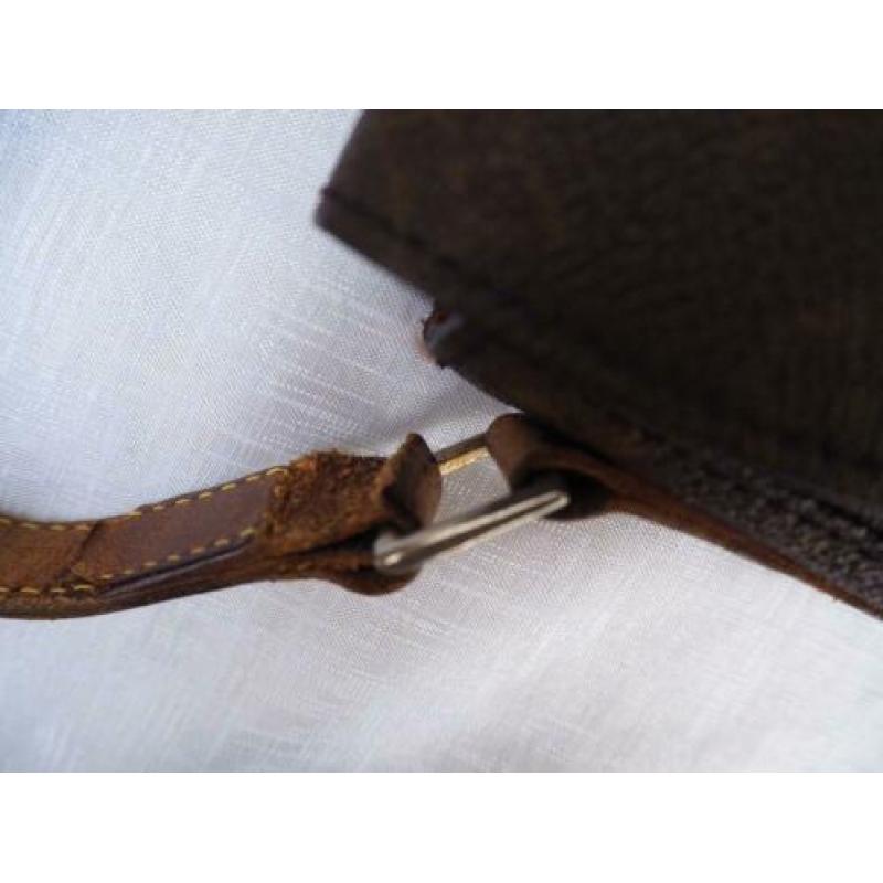Vintage Louis Vuitton Chantilly crossbody bag