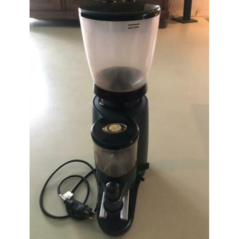 Faema koffiemolen MD2000