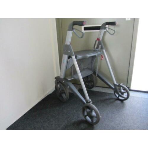 Anwb rollator - inklapbare rollator - in nieuwe staat