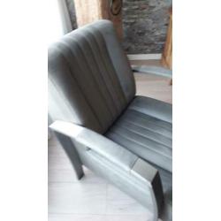 Twee mooie stoelen zijn in zeer goede staat