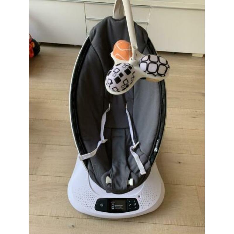 MamaRoo4 Moms