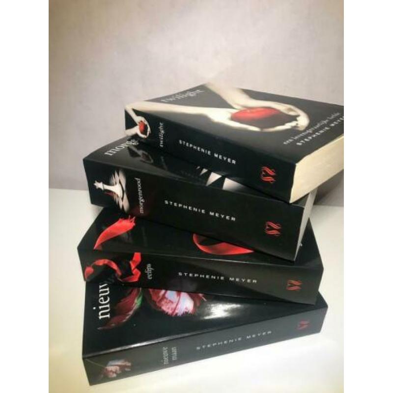 Twilight boeken in box. In prima staat