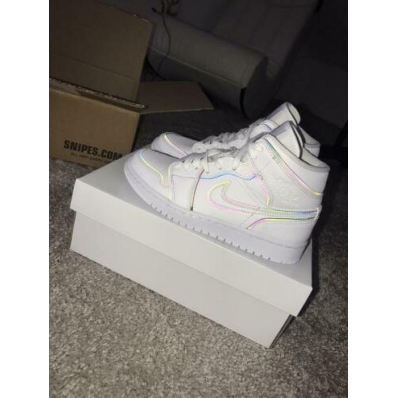 Air Jordan 1 Mid reflective 37,5