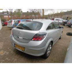 Opel Astra GTC 1.7 CDTi Cosmo (bj 2005)