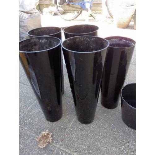 te koop mooie hoogglans hoge potten zwart en wit