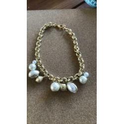Goudkleurige ketting