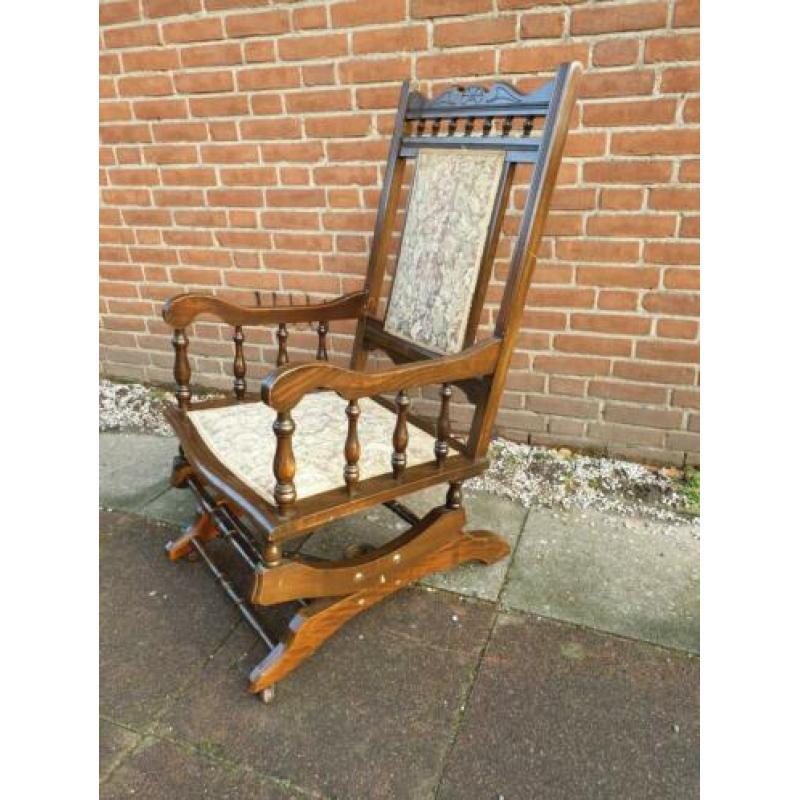 Antieke Houten Schommelstoel op Veren, Gobbelin Stof