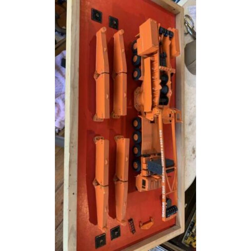 Demag TC2500 Van Zon