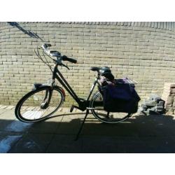 2 x limited editie gazelle fietsen.
