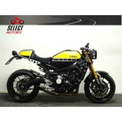 YAMAHA XSR 900 60TH ANNIVERSARY FULL AKRA (bj 2016)