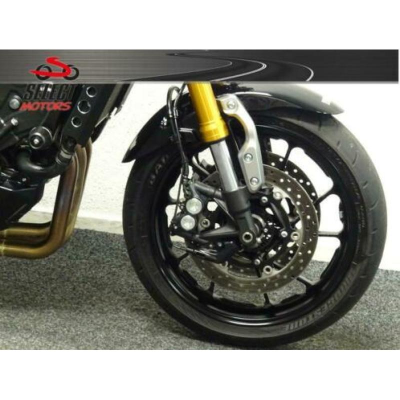 YAMAHA XSR 900 60TH ANNIVERSARY FULL AKRA (bj 2016)