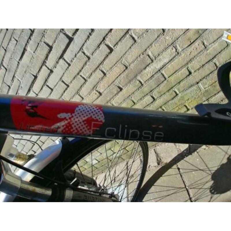 2 x limited editie gazelle fietsen.