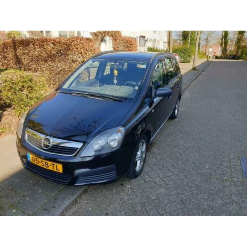 Opel Zafira 1.9 Cdti 88KW DPF 2005 Zwart