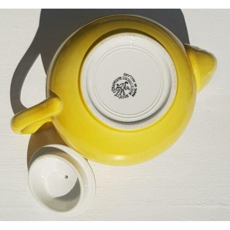 Theepot Christiania Société Céramique Maestricht