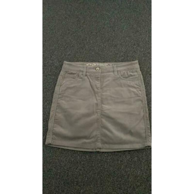 Esprit ribfluweel grijs rokje mt 32