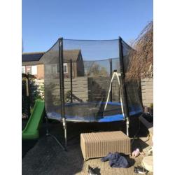 Trampoline 305